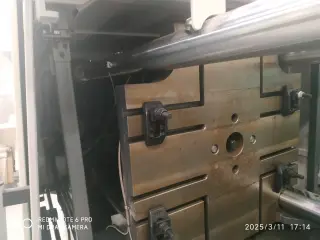 Электрическая инъекционная машина для производства колпачков IP-C06-IN-150
