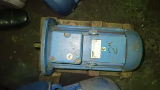 Двигатели 5А225М4,4А225М4,4АМ200L4