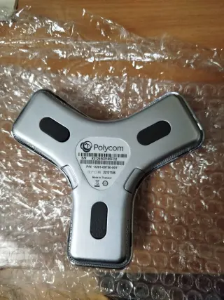 Polycom RealPresence Group 300-720p/EagleEye III MPTZ-9