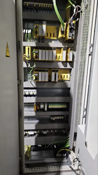 Обрабатывающий центр Heckert HEC 400D с ЧПУ Fanuc