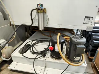 Вертикальный обрабатывающий центр Haas VF-6