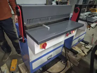 Перфоратор календарный Super 600