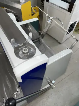 Хліборізка напівавтоматична Daub Bakery Machinery BV, D/Cross Slicer Automatic