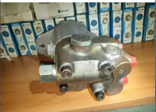 Гидравлический шестеренчаты насос 333/T1003 Parker