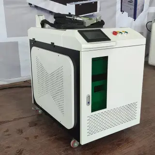 Сварочный лазерный оптоволоконный аппарат 2000w в Наличии