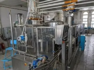 Линия розлива водки, прочих алкогольных и безалкогольных спокойных продуктов, пр-ть 6000 бут/час