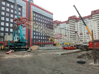 Монтаж гусеничного крана мкгс-100.1