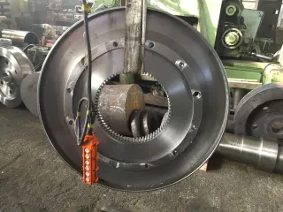 Комплектующие и оснастка для прессов