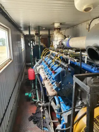 Блочно-контейнерный газопоршневой электроагрегат БКГПЭА-400(200+200)