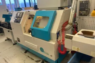 Токарный станок с ЧПУ COLCHESTER - TORNADO A50 MACH-ID 8584 Производитель: COLCHESTER Тип: TORNADO A50 Контроль: FANUC