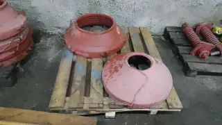 Конус дробящий подвижный КСД-600 105920400100