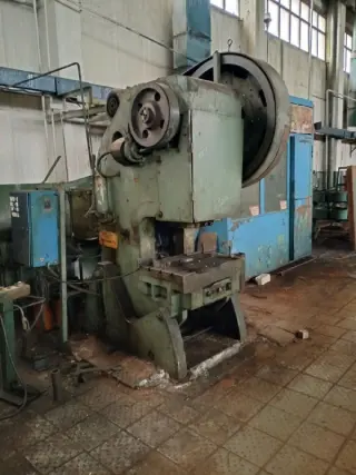 Пресс кривошипный КВ235
