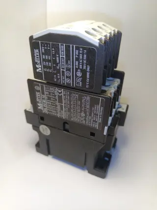 Контактор DIL00M-10 + 04DILM 20A катушка 230VAC Moeller