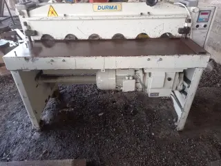 Гильотина электромеханическая Durma MS 1303