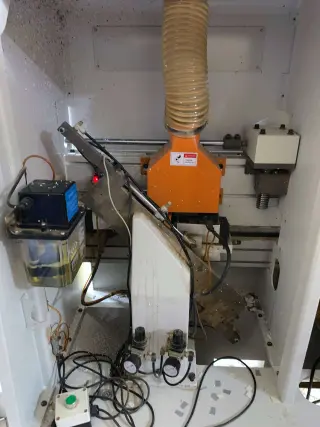 Кромкооблицовочный станок KDT KE-465JSKF