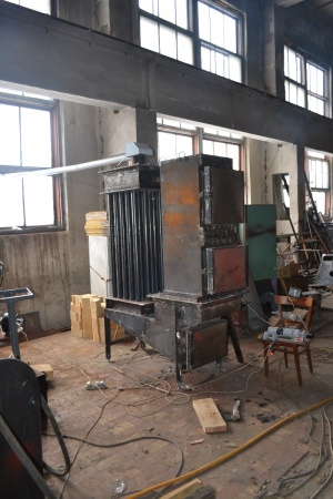 Дровяной нагреватель длительного горения для камер конвективной сушки древесины.