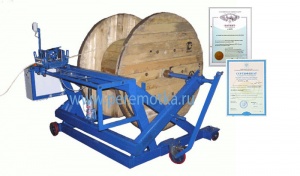 Устройство для перемотки кабеля на барабаны и в бухты с гидравлическим подъемом УПК-14ПРГК с АКУ-900