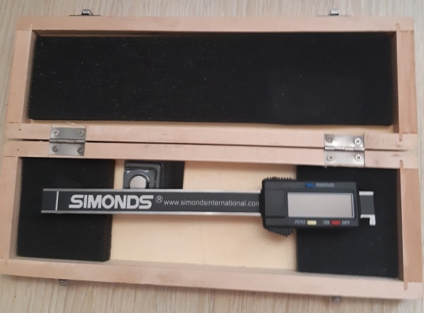 Тензометр (измеритель натяжения) для пил