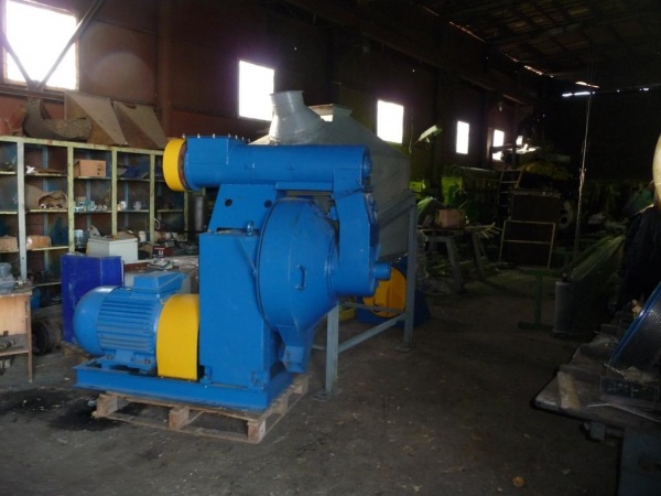 Пресс-гранулятор ОГМ 1,5