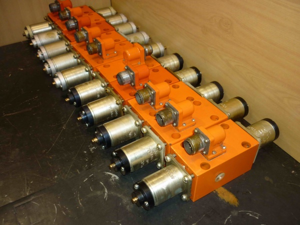 Гидрораспределители У4690: -05410, -4171А, -4144А, -6143, -06.901, -4171, ГР2-3-1-24