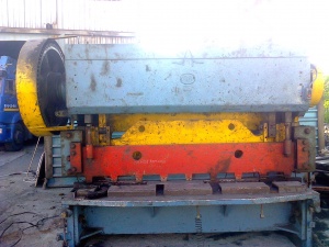 Ножницы гильотинные Н478М