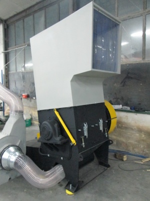 Дробилки (измельчители) для пластика