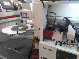 Автоматический кромкооблицовочный станок WOODTEC Compact
