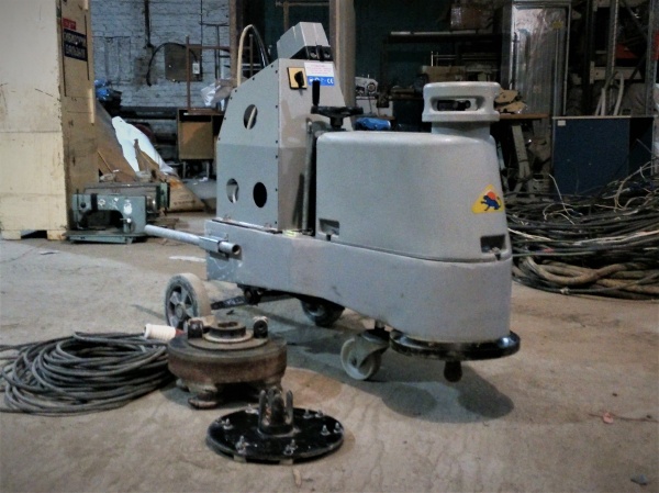 Pantera - универсальная машина для шлифовки и полировки мрамора и гранита