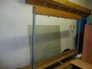 Скамья с вешалкой