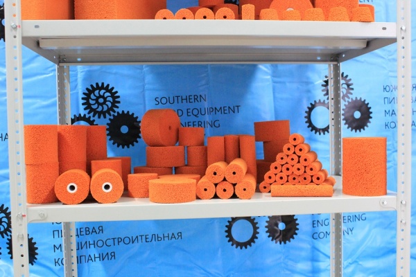 Ролики и листы из пористой резины