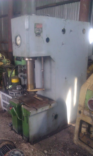 Прессовое оборудование и станки