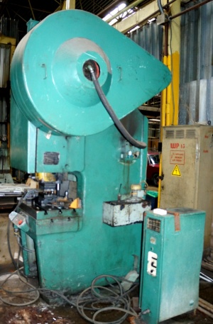 Прессовое оборудование и станки