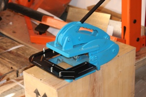 Угловысечной пресс СПК-Фасад 2тн с ножным приводом