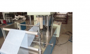 Машина для изготовления вискозных салфеток