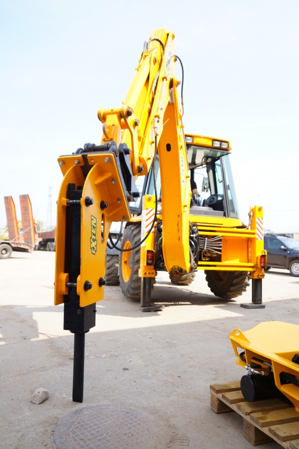 Гидромолот Exten K500 на экскаваторы-погрузчик