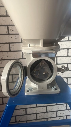 Бункер сушилка для полимеров на 25 кг с магнитной базой