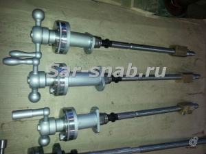 Винт поперечной подачи с гайками для станков