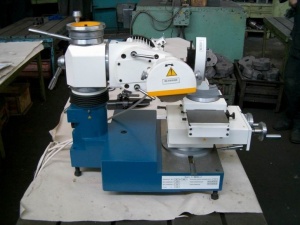 Универсальный заточной настольный станок ВЗ-319