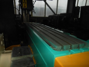 станки фрезерные 6Р13, ВМ127 (2006, 2001г.в.), 6Р12, FU321(аналог 6Т82Ш)