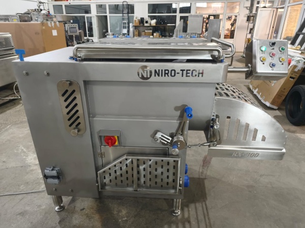 Фаршемешалка