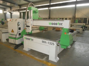 Фрезерно-гравировальный станок с ЧПУ WoodTec MH 1325