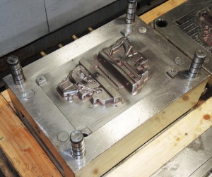 Пресс-форма (игрушки) бульдозер и экскаватор для песочницы