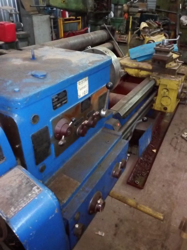 Токарный станок 1М63 (1500мм)