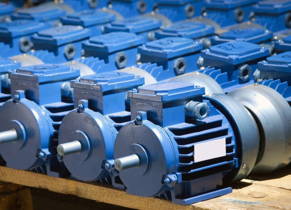 Электродвигатели новые: 220/380в (180-7600 Вт)