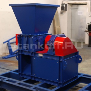 Двухвальный шредер для пластика, резины, древесины, бумаги, стекла ДШВ-500