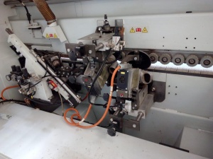 Кромкооблицовочный станок Brandt KDF630