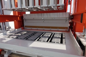 Вибропресс для производства тротуарной плитки, бордюров SUMAB S 200 (Швеция)