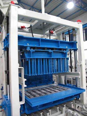 Вибропресс для производства тротуарной плитки Sumab R-400 Start (Швеция)