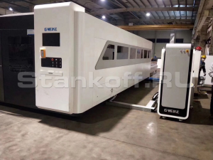 Оптоволоконная лазерная установка для резки металла с кабиной LF6020G/3000 Raycus