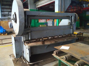 Гильотинные ножницы Н3118 6,3 х 2000 мм